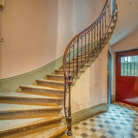 Le Petit Jaures - Gare / Tram Apartment *