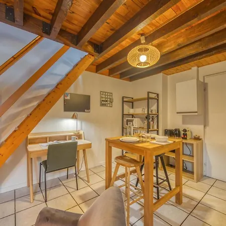 Le Petit Jaures - Gare / Tram Apartment *